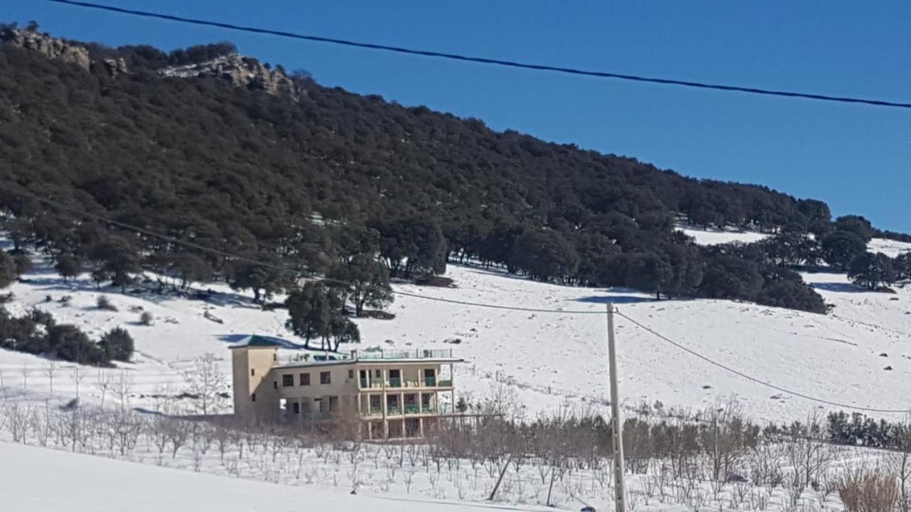 Le Chene D'Azrou Hotel Bagian luar foto
